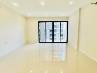 Bán căn hộ OT Lavida Plus Q7 – 37m² – View Bitexco, Landmark 81 – Giá 2,5 tỷ,lh 0938839926
