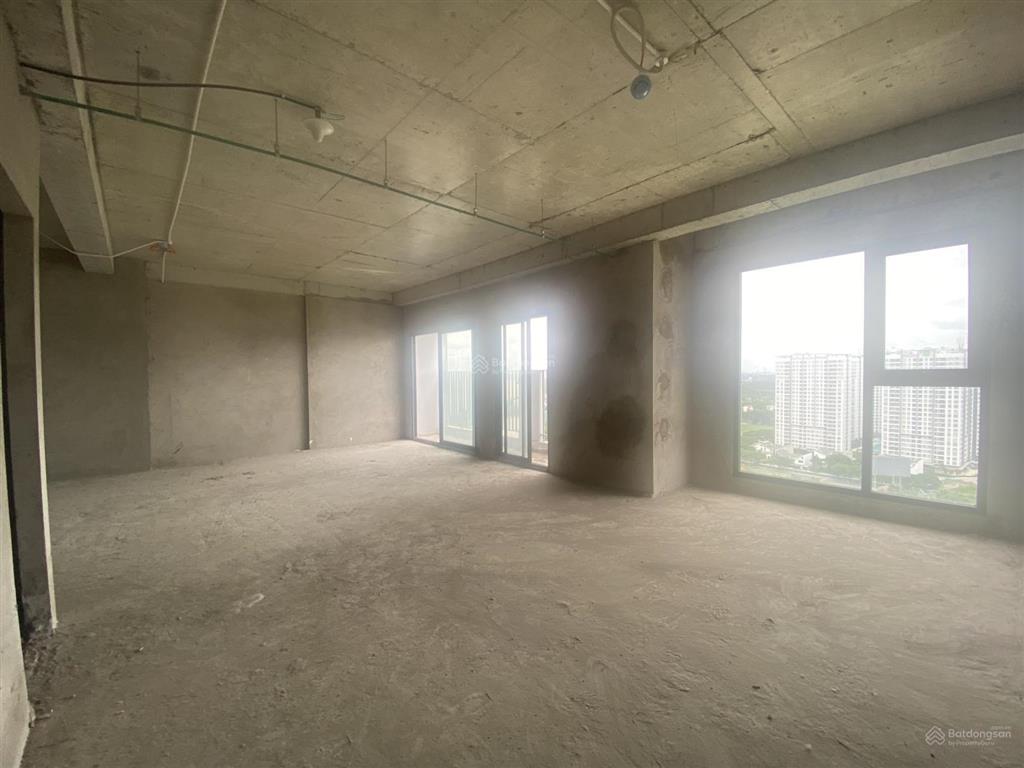 Chuyển nhượng lavida plus 2pn 2wc 74m2 nhà thô giá 4,650 tỷ tổng giá, tl cc.  0938 839 ***