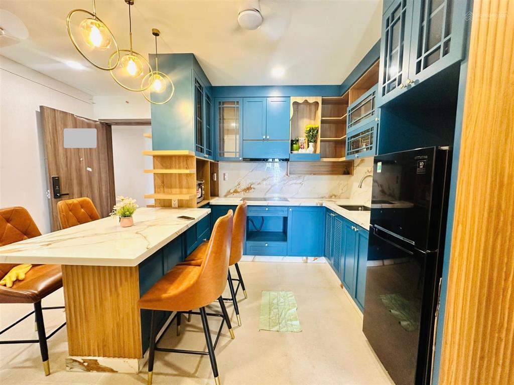 Chuyển nhượng lavida plus 2pn 2wc 74m2 full nội thất đẹp mới giá 5 tỷ đã vat.  0938 839 ***