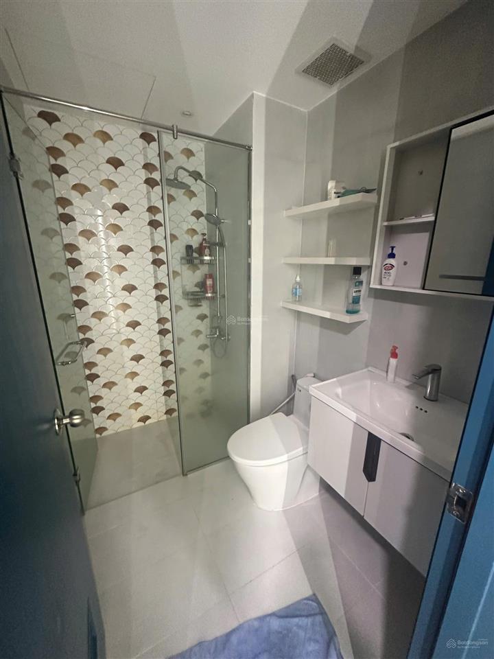 Chuyển nhượng lavida plus 2pn 2wc 74m2 full nội thất đẹp mới giá 5 tỷ đã vat.  0938 839 ***