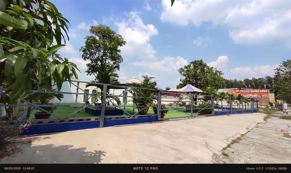 Bán lô đất 715m2 thổ cư 100% đối diện trung tâm thương mại, thành phố mới bình dương. 0934 823 ***