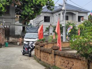 Cần bán gấp lô đất 46,6m2 xã đan phượng, ô tô đỗ tại nhà, vài bước ra ô tô tránh giá tốt nhất khu
