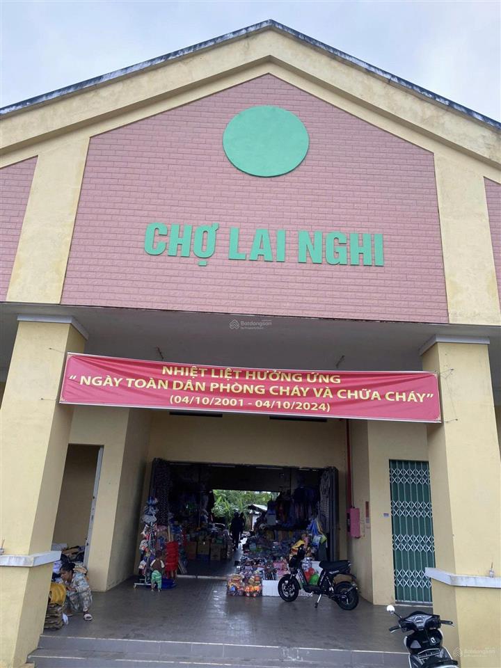 Chính chủ cần bán lô đất 144m2 đối diện chợ lai nghi, đã có sổ đỏ.