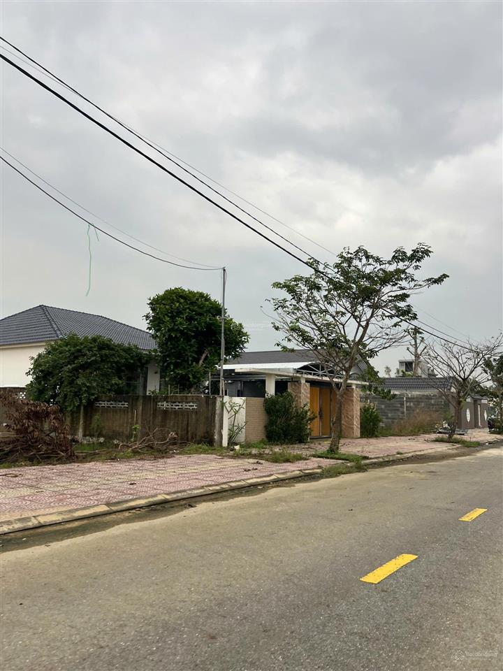 Chính chủ cần bán lô đất 144m2 đối diện chợ lai nghi, đã có sổ đỏ.