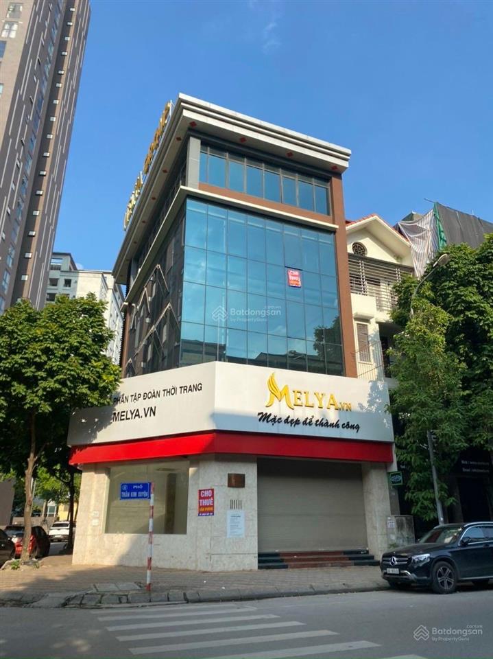 Cho thuê nhà mới xây sát a10 nam trung yên, 90m2 x 5 tầng, mt 6m, thông sàn, có thang máy 40tr/th