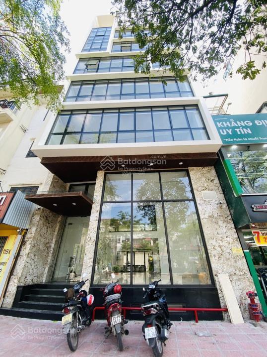 Nhà đỗ quang  cầu giấy dt 120m2 x 7 tầng mt 6m tổng 14 phòng to, thang máy, đh các phòng giá 45tr