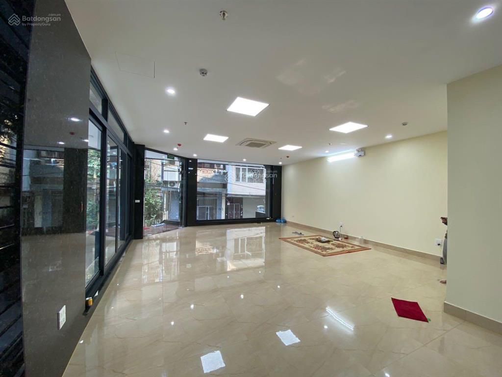 Cho thuê tòa nhà đường trung yên, trung kính, trung hòa. dt 100m2 x 7 tầng, mặt tiền 5m giá 50tr/th