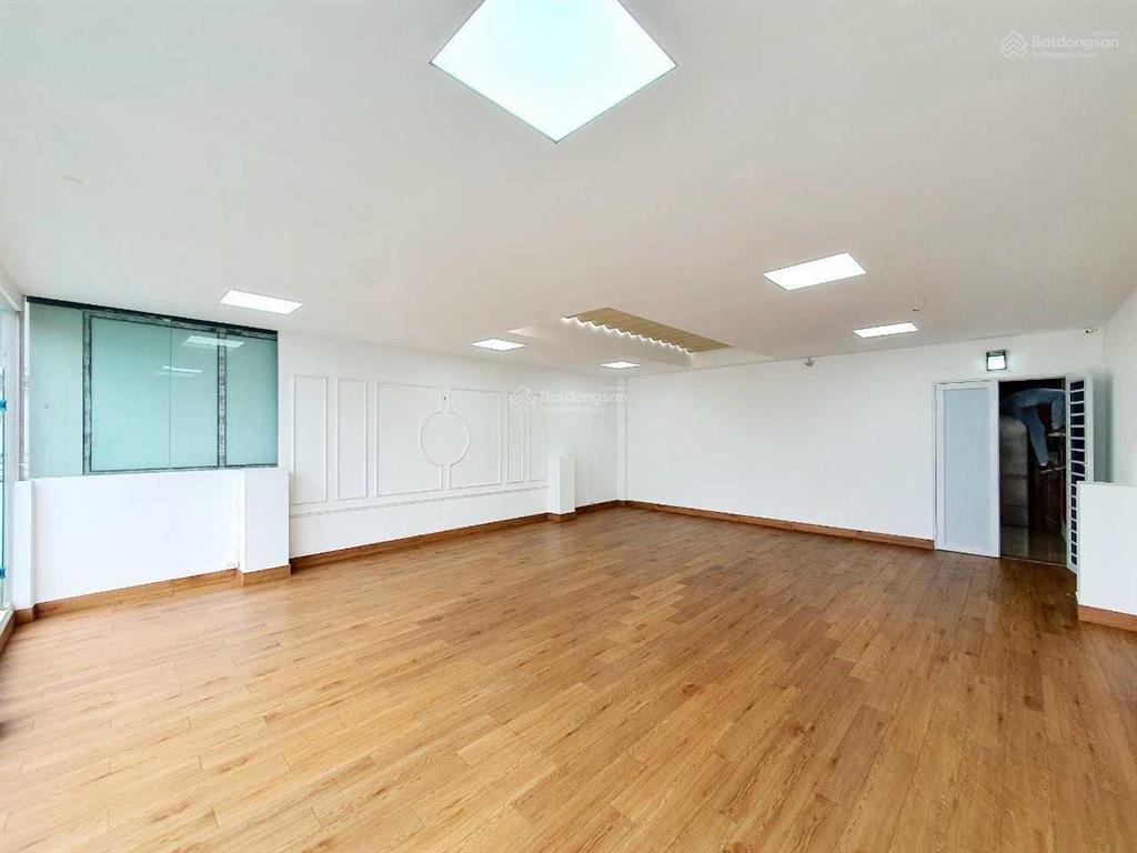 Cho thuê nhà phố nguyễn chánh  trung kính đôi dt 100m2 x 6 tầng, mt 6m, giá 45tr/th, nhà mới đẹp
