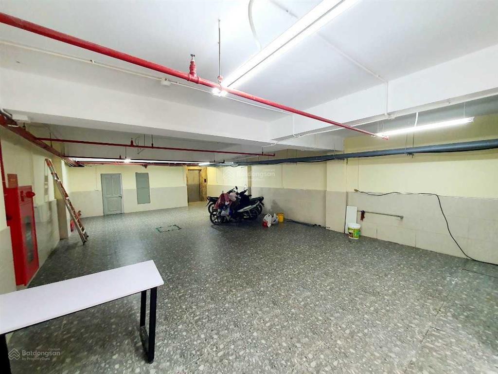Cho thuê nhà phố nguyễn chánh  trung kính đôi dt 100m2 x 6 tầng, mt 6m, giá 45tr/th, nhà mới đẹp