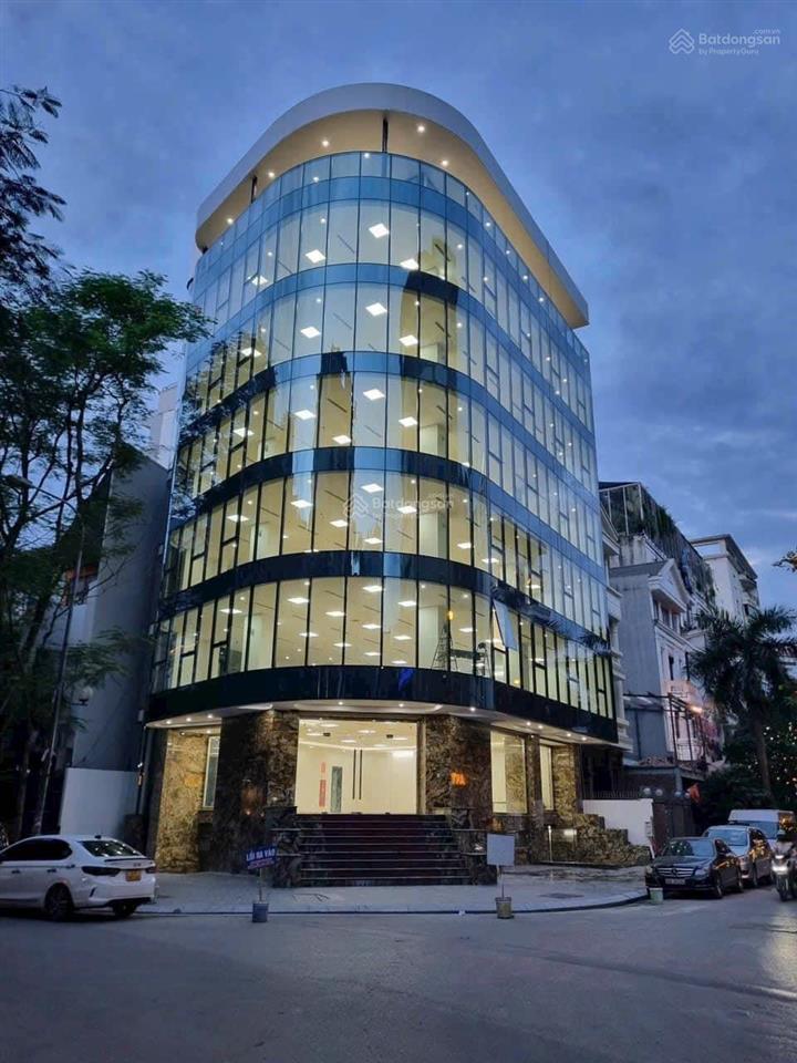 Cần cho thuê gấp nhà phố trường chinh  nguyễn trãi dt 130m2 x9t 1 hầm mt 6m thông sàn full đh