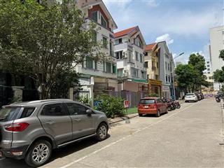 Bán biệt thự kđt trung văn 150m2  5 tầng  mặt tiền 6.5m  vỉa hè rộng  32 tỷ