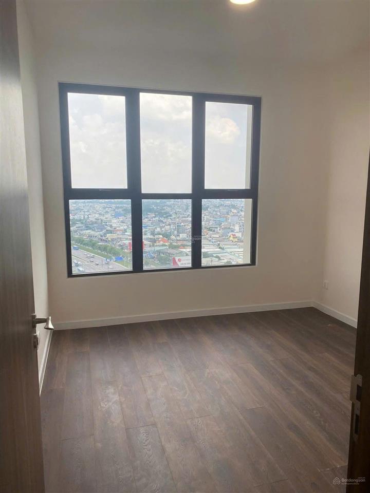 Chính chủ kẹt tiền bán gấp căn hộ st moritz ngay mặt tiền phạm văn đồng thủ đức sát tttm gigamall