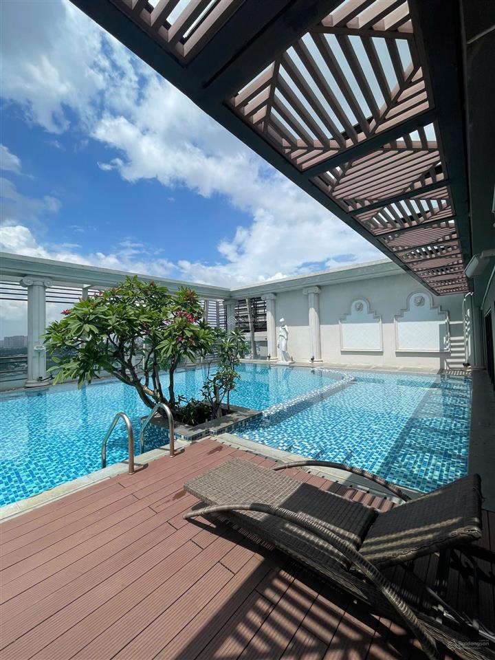 Chính chủ kẹt tiền bán gấp căn hộ st moritz ngay mặt tiền phạm văn đồng thủ đức sát tttm gigamall