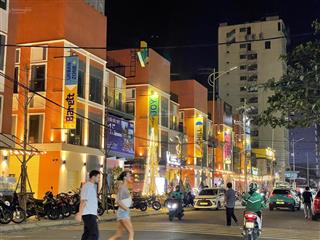 Bán tòa căn hộ an thượng 35, dt 105m2, 7 tầng 12 căn hộ, dòng tiền 100tr/tháng, gần biển