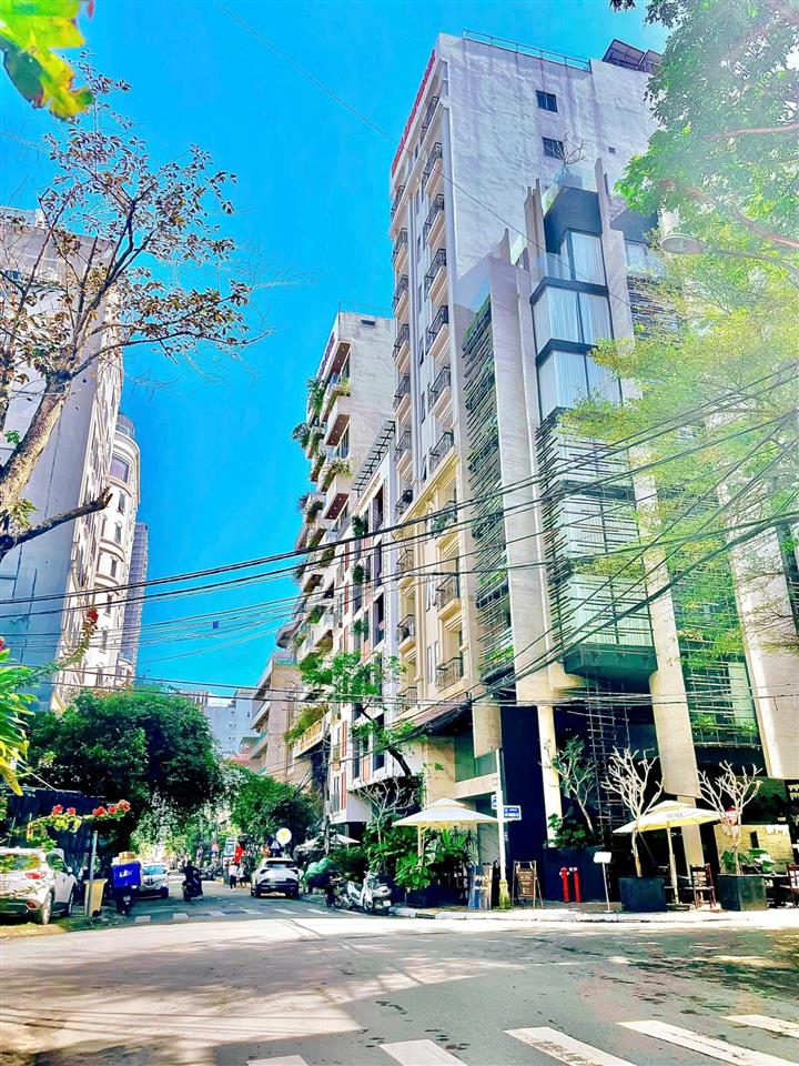 Bán tòa căn hộ an thượng 35, dt 105m2, 7 tầng 12 căn hộ, dòng tiền 100tr/tháng, gần biển