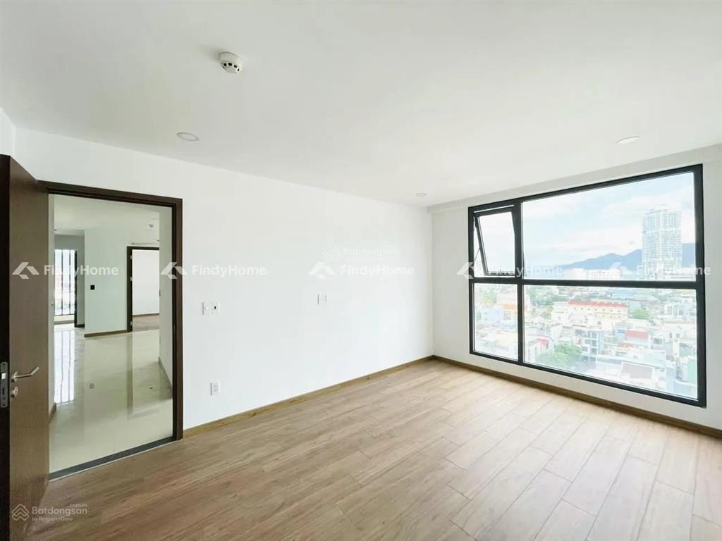 Siêu rẻ 3pn phú tài 86m2 giá 2,9 tỷ tầng cao hướng biển