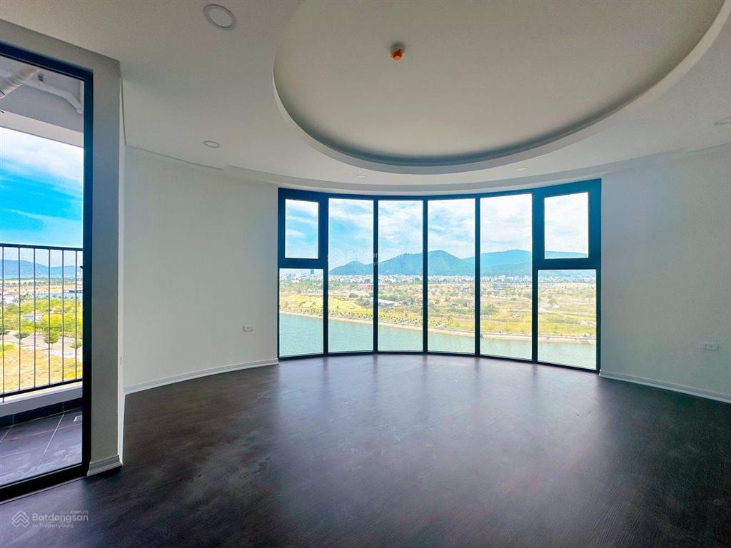 Suất nội bộ view sông hoa hậu vina2 panorama giá 925 triệu/ studio (giảm 100  200 triệu)