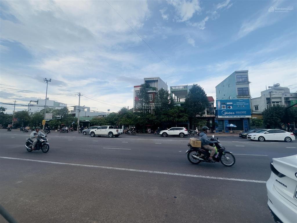 1.2 tỷ (20%) mua shophouse trung tâm quy nhơn phú gia royal park. miễn lãi gốc trong 18 tháng