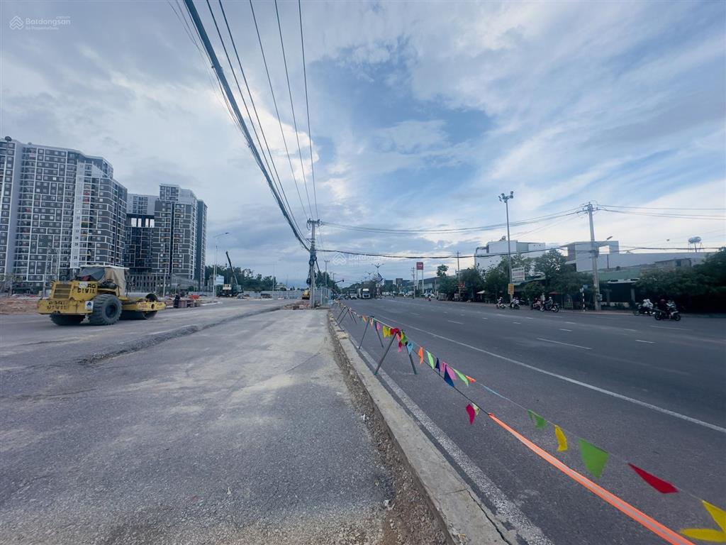 1.2 tỷ (20%) mua shophouse trung tâm quy nhơn phú gia royal park. miễn lãi gốc trong 18 tháng