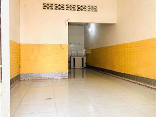 Cần bán gấp nhà chính chủ quận 12 hẻm ô tô, gần trung tâm, 1 lầu đúc giả, giá cực tốt