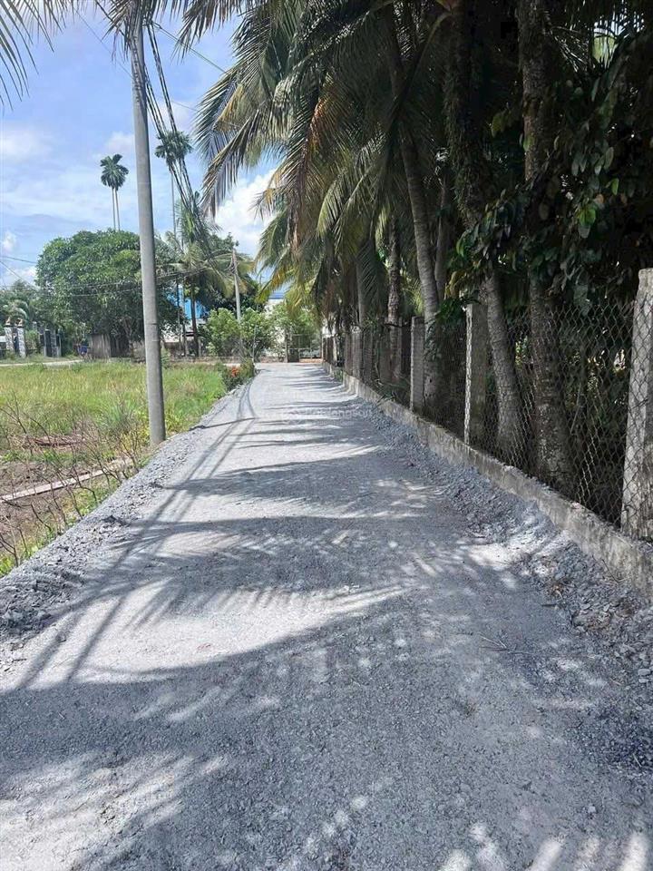 Chính chủ ngộp 126m2. giáp kv 4/tt đức hòa 720 triệu tl chính chủ