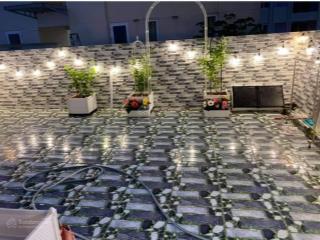 Độc siêu hiếm saigon mia căn hộ sân vườn penthouse 120m2 tầng 18 cần khách chốt nhanh