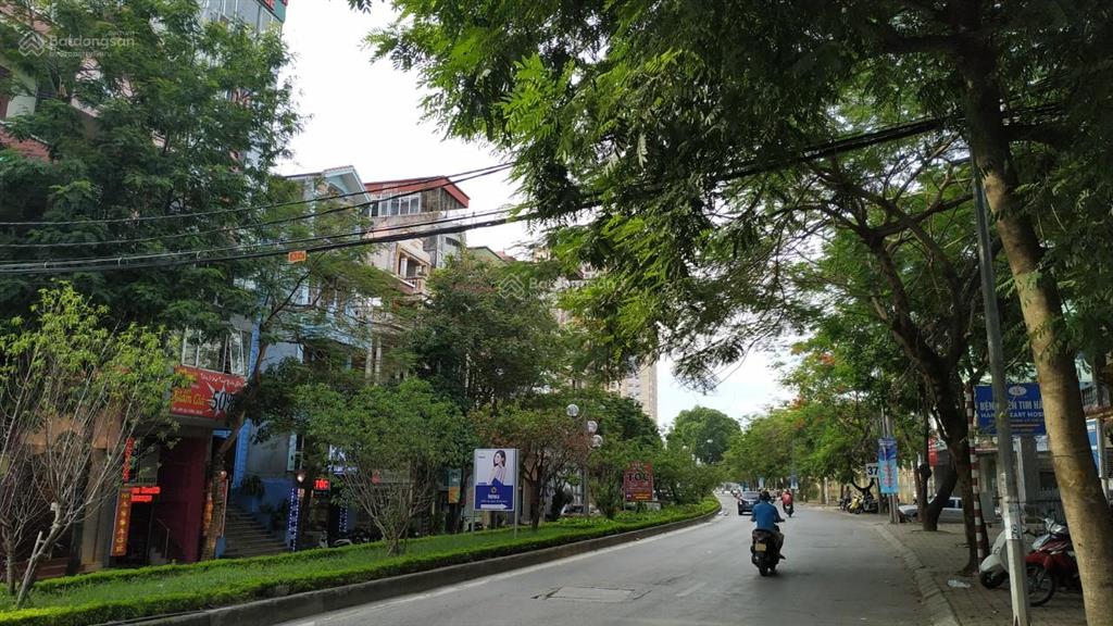 Bán đất lạc long quân, tây hồ, 80m² lô góc, nở hậu, ô tô đỗ cửa vị trí vàng xây ccmn, chdv