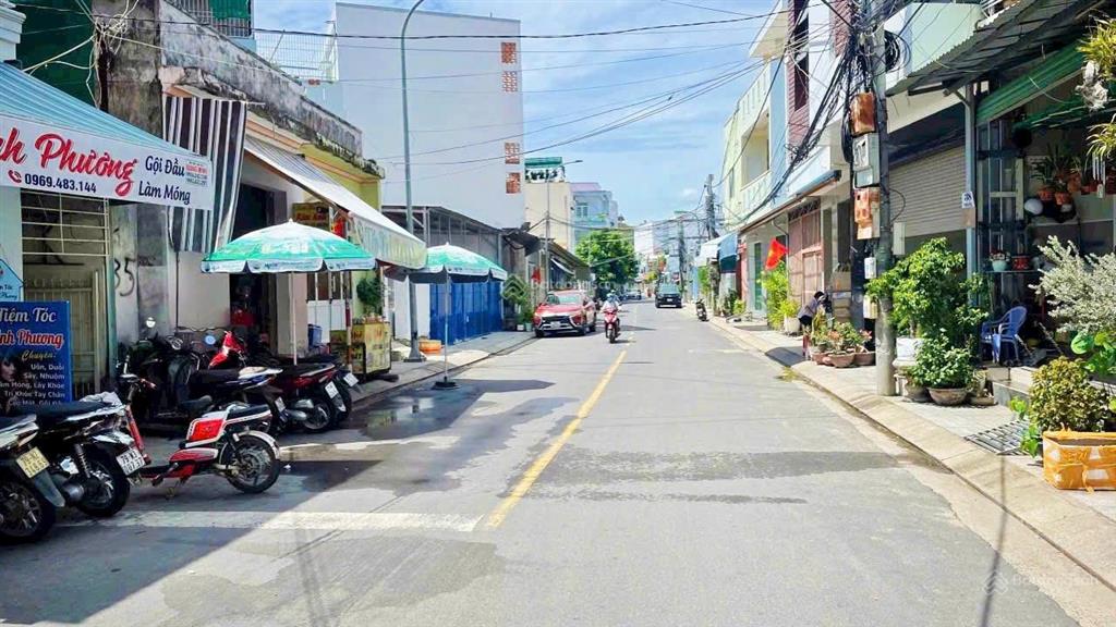 (hẻm ô tô quay đầu, phú đức) cách mai xuân thưởng 80m