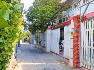 Nhà đặng tất  cách biển 250m ( đường ô tô tải nhỏ )