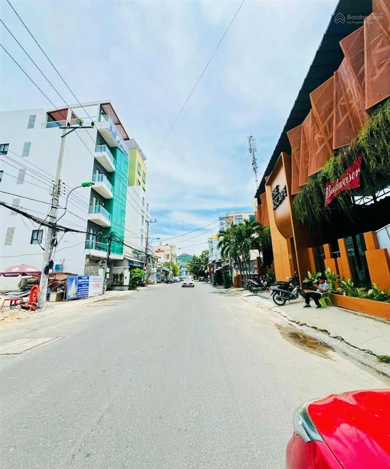 Mặt tiền bắc sơn, ngang lô đất 6m * cách biển hòn chồng 480m * giá 23,5 tỷ