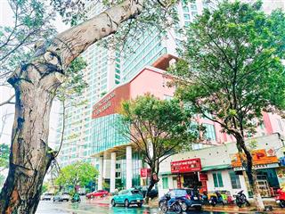 [ mặt tiền hòn chồng đối diện mường thanh viễn triều ]cách biển hòn chồng  123m giá  38,5 tỷ