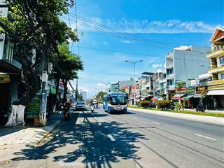 [ nhà ô tô quay đầu đường 2/4 gần bến xe phía bắc ] ** cách biển  1,8km **  giá  3 tỷ 350 triệu