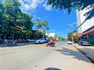 Mặt tiền điện biên phủ, ngang 14m * cách biển 1km * giá 35 tỷ