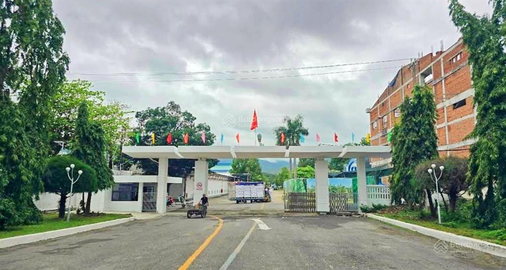 Đất dân sau nhà máy dệt, vĩnh phương, phù hợp đất ở * cách ql1a 900m giá 1 tỷ 368 triệu