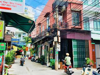 Nhà 2 tầng, góc 2 mặt tiền hùng vương, cách biển trần phú 180m hẻm ô tô thông thoáng giá 15 tỷ