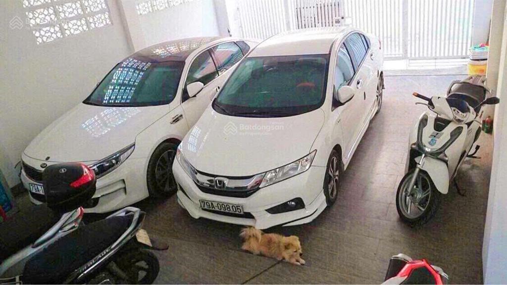 Nhà 2 mặt tiền  hẻm ô tô nguyễn khắc viện * cách biển 300m
