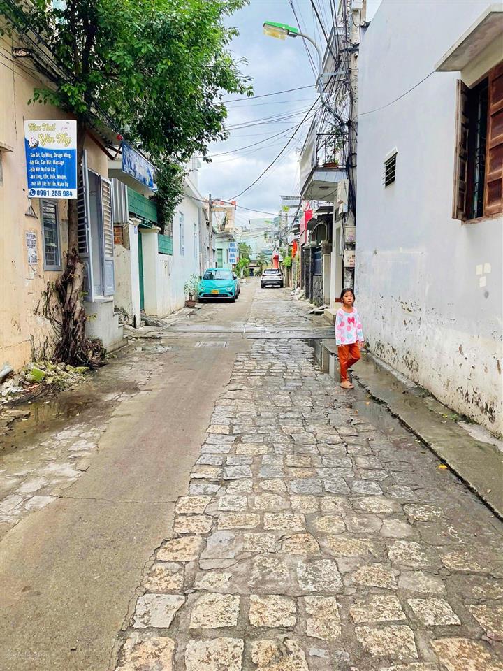 Đất hẻm phạm tu, đường rộng 5m * sát tiểu học vĩnh hải 2* giá 4,950 tỷ