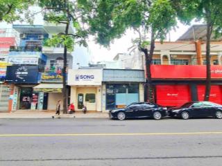 Nhà mặt tiền lý tự trọng, cách biển 400m bên kia đường là nhà tang lễ giá 21,5 tỷ