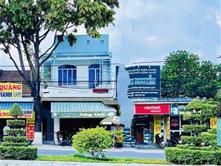 Nhà mặt tiền 23/10, khá gần d30 * cách tttp nha trang 3km * giá 7,9 tỷ