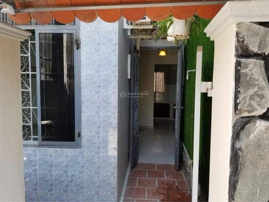 Nhà new góc 3 mặt tiền cao văn bé cách biển hòn chồng 500m * hẻm xe máy giá mềm 2 tỷ 350 triệu