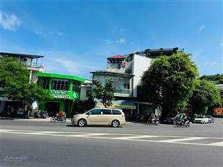 Mặt tiền phạm văn đồng, sát cf highlands * bên kia đường là biển trần phú giá 8 tỷ 868 triệu