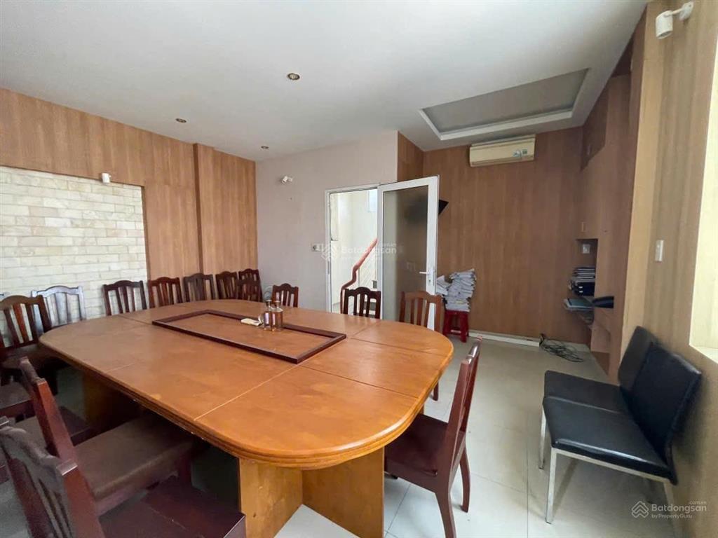 [ nhà 5 tầng mặt tiền huỳnh thúc kháng  ngang 9m ] * cách biển trần phú  700m  giá  17,2 tỷ