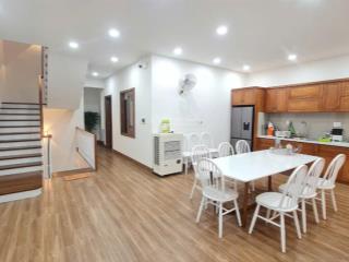 Nhà 3 tầng mặt tiền hoa lư, ngang 7,5m * cách biển trần phú 700m giá 20 tỷ