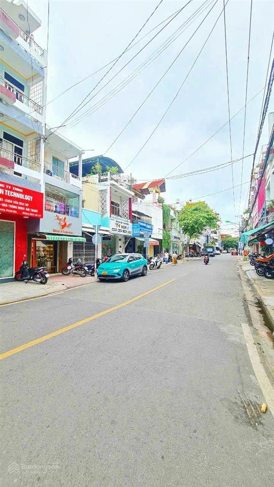 Nhà 2 tầng mặt tiền bạch đằng, góc 2 mặt thoáng * sát ngô gia tự * giá 25 tỷ