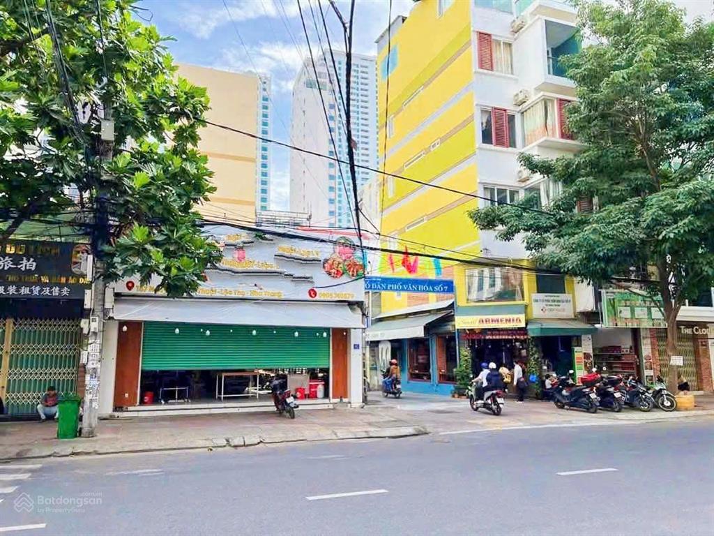 Góc 2 mặt tiền nguyễn thiện thuật, phố tây tttp nha trang ngang lô đất hơn 8m