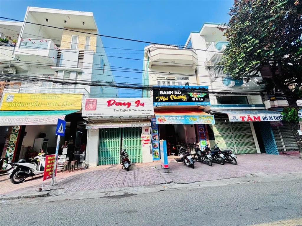 [ nhà 2 tầng mặt tiền huỳnh thúc kháng  ngang 4,5m ] * cách biển trần phú  700m  giá  13,2 tỷ