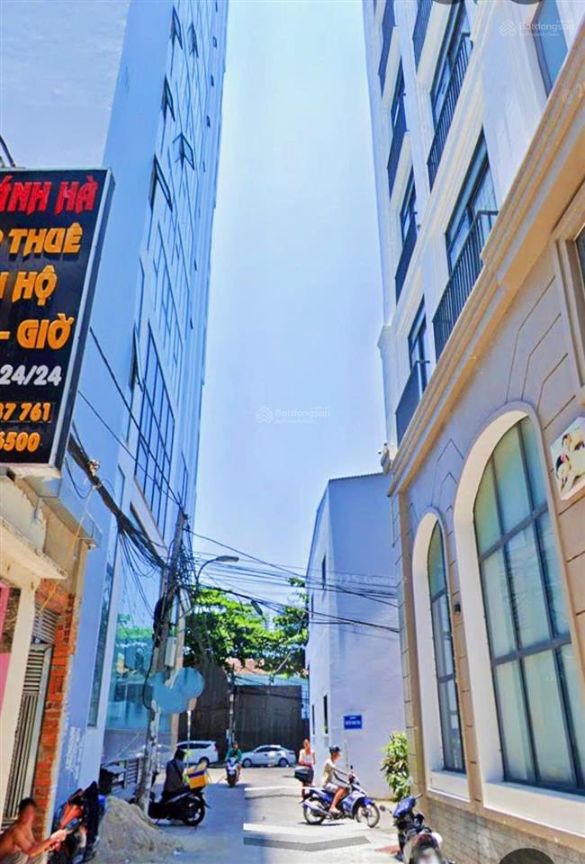 Nhà 6 tầng sát scenia bay, view biển khá đẹp ra biển hòn chồng 60m giá 13,5 tỷ