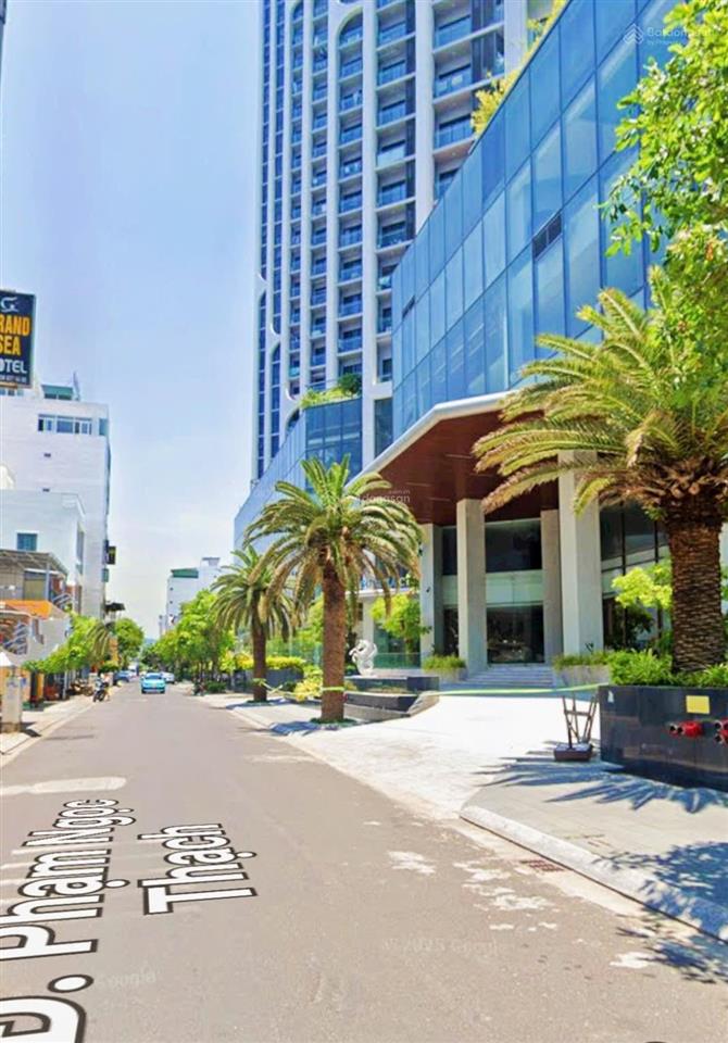 Nhà 6 tầng sát scenia bay, view biển khá đẹp ra biển hòn chồng 60m giá 13,5 tỷ