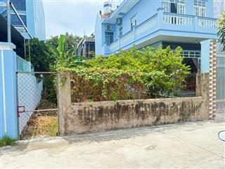 Mặt tiền sử hy nhan  ngang 6m * gần biển ba làng ( tầm 350m )  giá 8 tỷ.