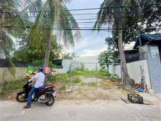 (mặt tiền phú xương đường ô tô  ngang lô đất dài 10m), cách biển hòn chồng 2km. giá 7,2 tỷ